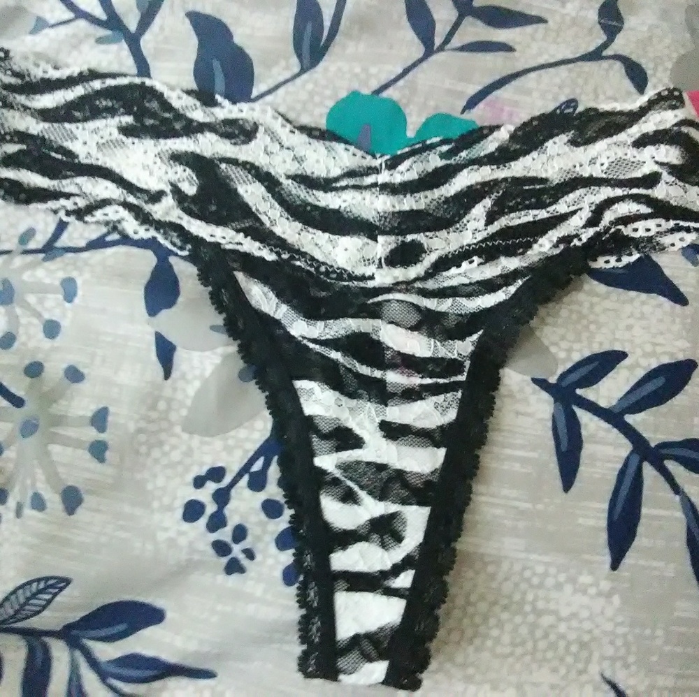 5 pairs thong underwear